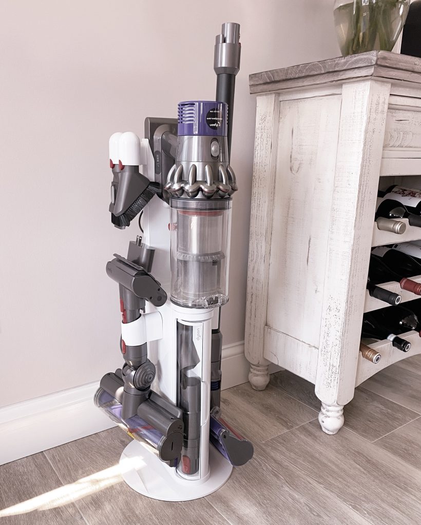 dyson v10 cordless vacuum, best home interior essential items