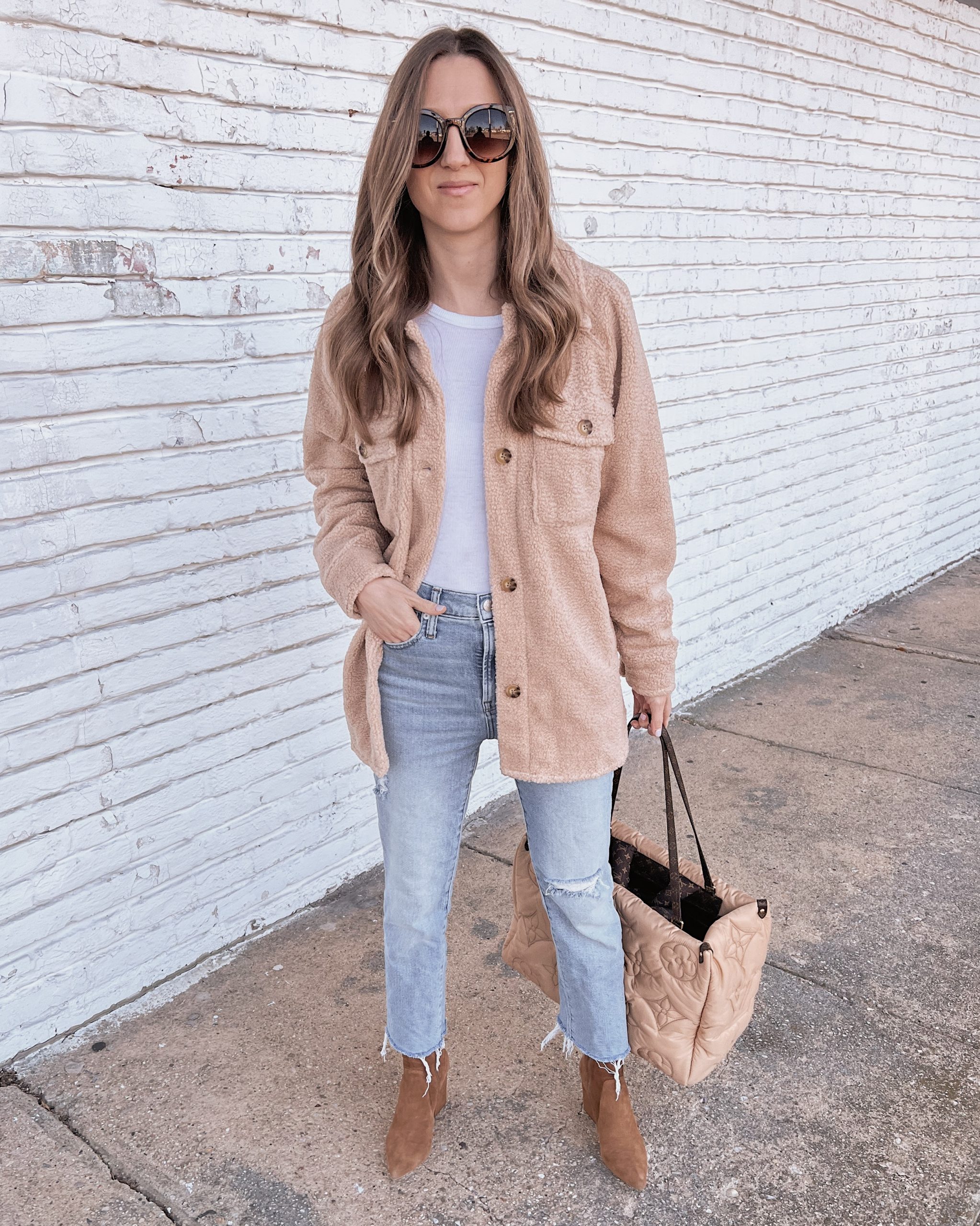 How to Wear Straight Leg Jeans with Boots - Sunsets and Stilettos